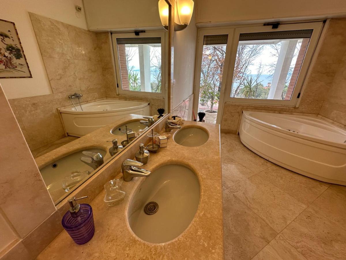 Pf Luxury Apartment Petrarca Posillipo Capri View - My Place Napels Buitenkant foto